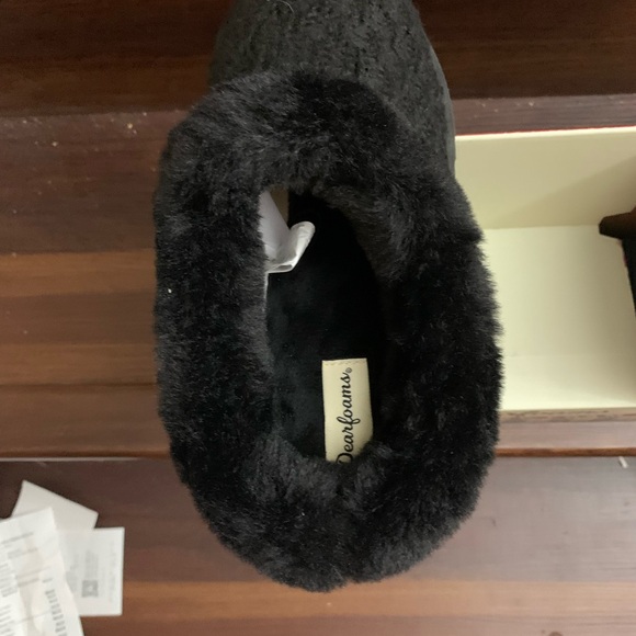 New DearFoam Women’s Slippers Faux Fur Memory Foam Indoor Outdoor Black M 7-8 - Picture 4 of 13